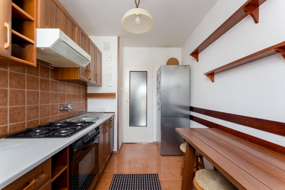 Świetny układ, możliwość zrobienia 4 pokoi! BALKON - ujecie 7